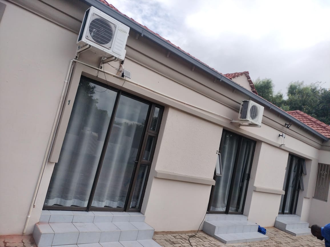 Exterior & Property Image